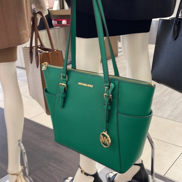 MICHAEL KORS Charlotte Large Leather Top-Zip Tote
Palmetto Green - Picture 4 of 16